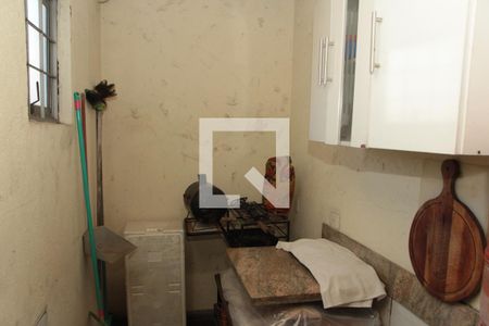 Casa à venda com 290m², 3 quartos e 2 vagasQuarto de Serviço