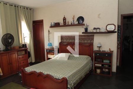 Casa à venda com 290m², 3 quartos e 2 vagasSuíte 2