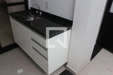 Apartamento para alugar com 102m², 2 quartos e 2 vagasQuintal