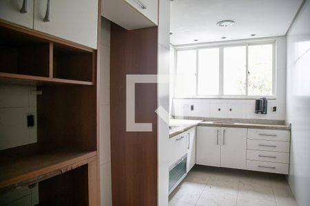 Casa para alugar com 250m², 3 quartos e 5 vagas Casa para alugar com 250m², 3 quartos e 5 vagasCozinha
