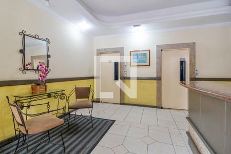 Apartamento à venda com 67m², 2 quartos e sem vaga Apartamento à venda com 67m², 2 quartos e sem vagaHall de entrada