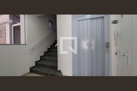 Apartamento à venda com 50m², 2 quartos e 1 vaga Apartamento à venda com 50m², 2 quartos e 1 vagaElevador