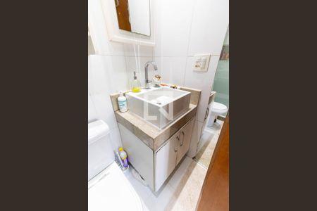 Apartamento à venda com 70m², 2 quartos e sem vagaBanheiro Quarto 1