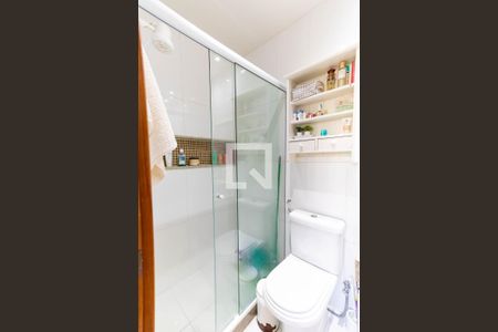 Apartamento à venda com 70m², 2 quartos e sem vagaBanheiro Quarto 1