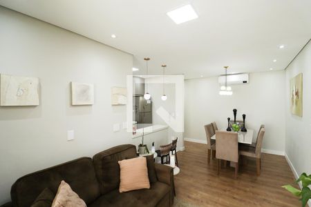 Sala de apartamento para alugar com 2 quartos, 74m² em Santa Teresinha, São Paulo