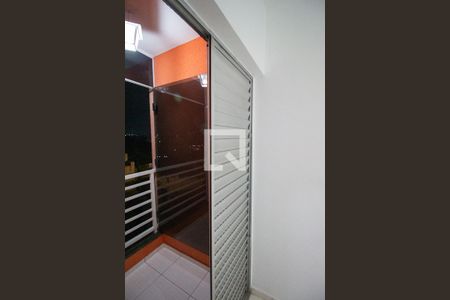 Casa à venda com 90m², 2 quartos e 2 vagasQuarto 2 / Varanda