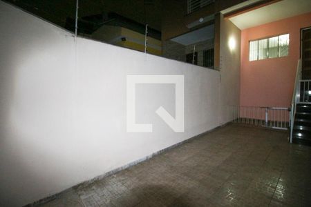 Casa à venda com 90m², 2 quartos e 2 vagasGaragem