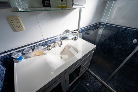 Apartamento à venda com 69m², 2 quartos e 1 vaga Apartamento à venda com 69m², 2 quartos e 1 vagaBanheiro Social