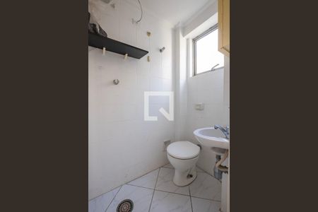 Apartamento à venda com 116m², 3 quartos e 2 vagas Apartamento à venda com 116m², 3 quartos e 2 vagasÁrea de Serviço - Banheiro