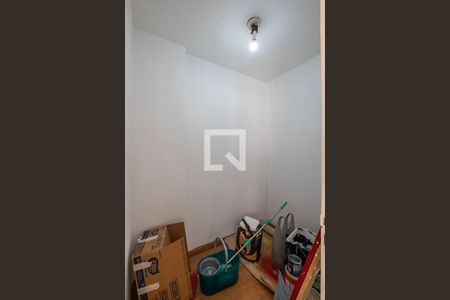 Apartamento à venda com 116m², 3 quartos e 2 vagas Apartamento à venda com 116m², 3 quartos e 2 vagasÁrea de Serviço - Quarto