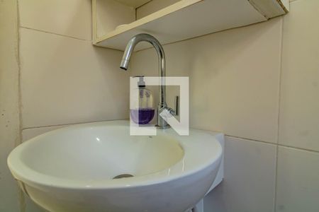 Casa à venda com 150m², 2 quartos e 2 vagasBanheiro de Serviço