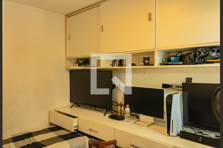 Casa à venda com 150m², 2 quartos e 2 vagasEscritório