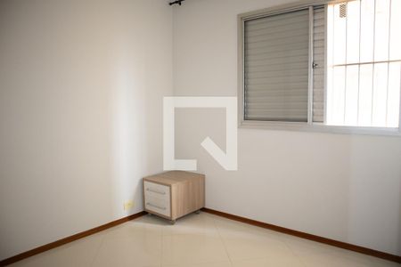 Quarto 1 de apartamento para alugar com 2 quartos, 53m² em Vila Gustavo, São Paulo