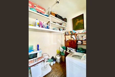 Apartamento à venda com 72m², 2 quartos e sem vaga Apartamento à venda com 72m², 2 quartos e sem vagaÁrea de Serviço