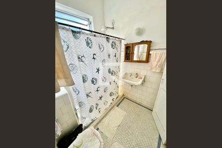 Apartamento à venda com 72m², 2 quartos e sem vaga Apartamento à venda com 72m², 2 quartos e sem vagaBanheiro