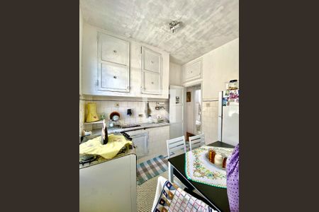 Apartamento à venda com 72m², 2 quartos e sem vaga Apartamento à venda com 72m², 2 quartos e sem vagaCozinha