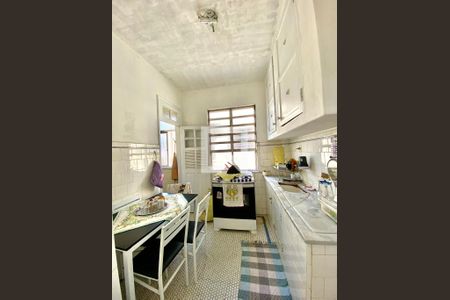 Apartamento à venda com 72m², 2 quartos e sem vaga Apartamento à venda com 72m², 2 quartos e sem vagaCozinha