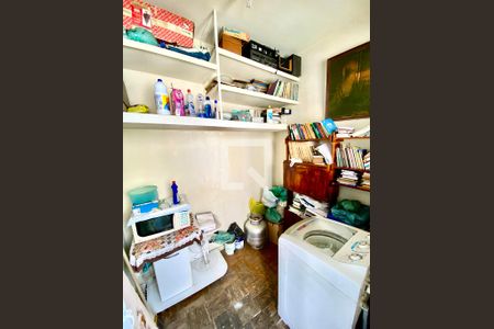 Apartamento à venda com 72m², 2 quartos e sem vaga Apartamento à venda com 72m², 2 quartos e sem vagaÁrea de Serviço