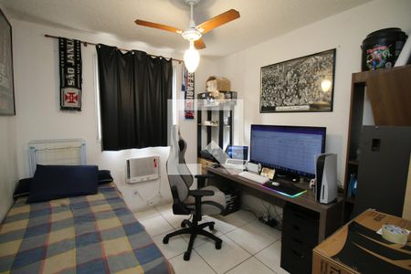 Quarto 1 de casa para alugar com 2 quartos, 46m² em Parada de Lucas, Rio de Janeiro