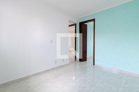 Sala de apartamento para alugar com 2 quartos, 45m² em Fazenda da Juta, São Paulo