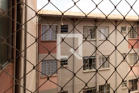 Vista Quarto 1 de apartamento para alugar com 2 quartos, 45m² em Fazenda da Juta, São Paulo