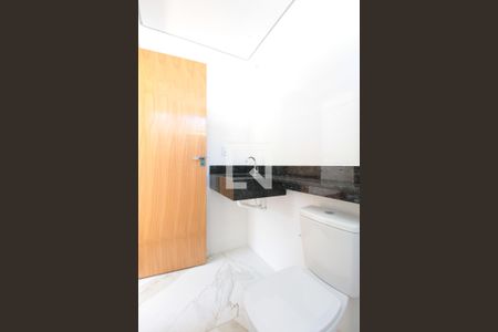 Apartamento à venda com 130m², 2 quartos e 2 vagasBanheiro da Suite