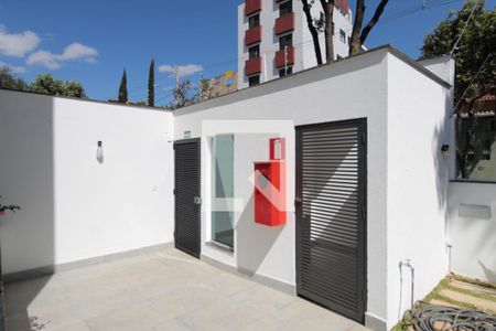 Apartamento à venda com 130m², 2 quartos e 2 vagasHall de Entrada