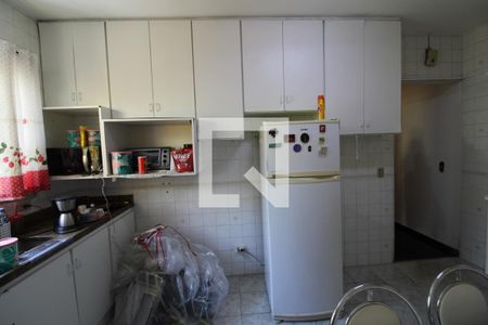 Casa à venda com 149m², 3 quartos e 2 vagasCozinha