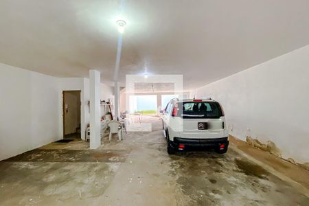 Casa à venda com 470m², 3 quartos e NaN vagasÁrea externa/Garagem