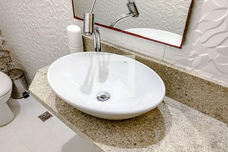 Casa à venda com 470m², 3 quartos e NaN vagasLavabo