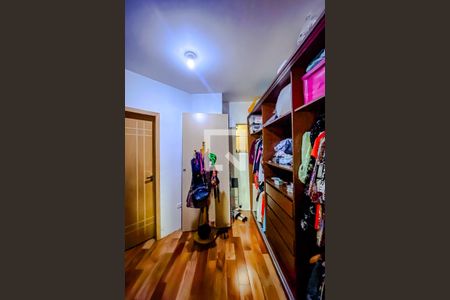 Casa à venda com 470m², 3 quartos e NaN vagasQuarto 3 - Armários