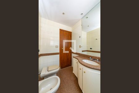 Apartamento à venda com 145m², 4 quartos e 3 vagasBanheiro Social