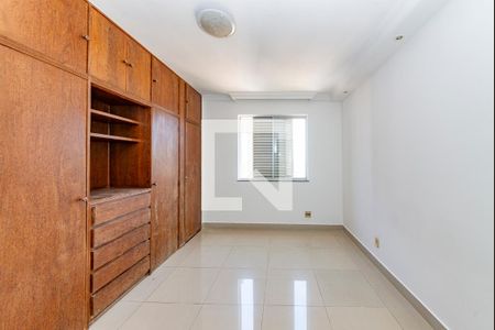 Apartamento à venda com 145m², 4 quartos e 3 vagasSuíte