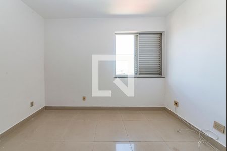 Apartamento à venda com 145m², 4 quartos e 3 vagasQuarto 3