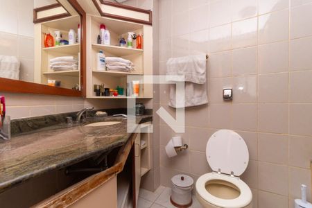 Apartamento para alugar com 180m², 4 quartos e 3 vagas Apartamento para alugar com 180m², 4 quartos e 3 vagasBanheiro da Suíte 3