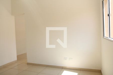 Sala de casa à venda com 2 quartos, 105m² em Jardim Independência, São Paulo