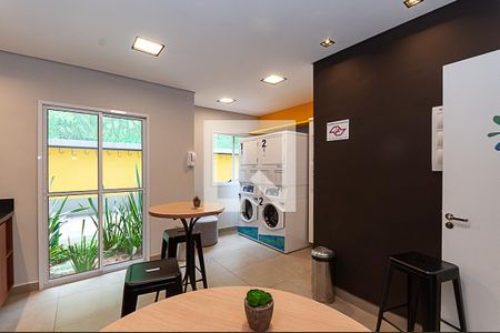 Studio para alugar com 28m², 1 quarto e sem vaga Studio para alugar com 28m², 1 quarto e sem vagaÁrea comum - Lavanderia