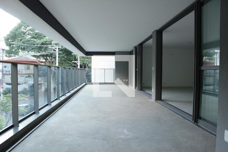 Apartamento à venda com 277m², 4 quartos e 4 vagasVaranda