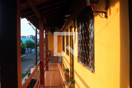 Casa à venda com 90m², 4 quartos e 1 vaga Casa à venda com 90m², 4 quartos e 1 vagaSacada