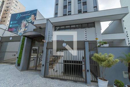 Apartamento à venda com 30m², 1 quarto e 1 vaga Apartamento à venda com 30m², 1 quarto e 1 vagaFachada e Portaria