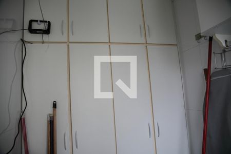 Apartamento à venda com 194m², 5 quartos e 3 vagasÁrea de Serviço Armários