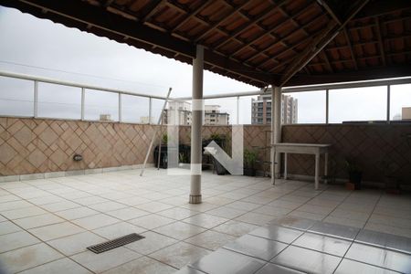 Apartamento à venda com 194m², 5 quartos e 3 vagasCobertura