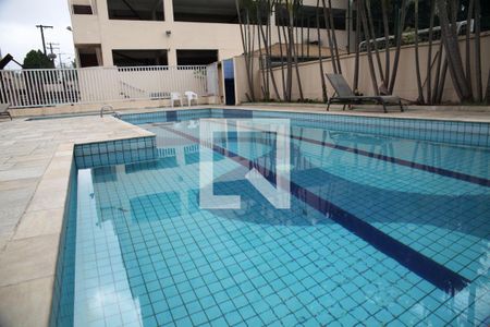 Apartamento à venda com 194m², 5 quartos e 3 vagasÁrea comum - Piscina