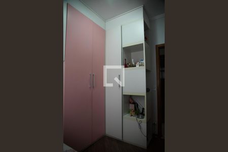 Apartamento à venda com 194m², 5 quartos e 3 vagasQuarto 1 - Armários