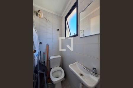 Apartamento à venda com 140m², 3 quartos e 3 vagas Apartamento à venda com 140m², 3 quartos e 3 vagasBanheiro de serviço