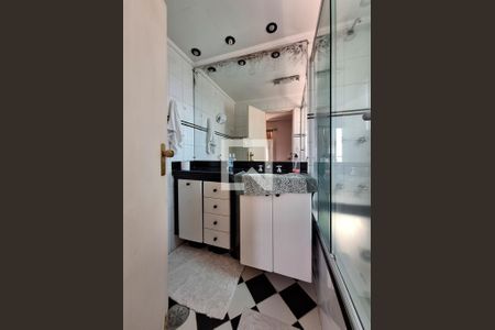 Apartamento à venda com 140m², 3 quartos e 3 vagas Apartamento à venda com 140m², 3 quartos e 3 vagasBanheiro Quarto 3