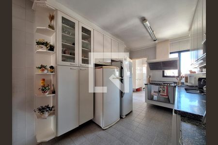 Apartamento à venda com 140m², 3 quartos e 3 vagas Apartamento à venda com 140m², 3 quartos e 3 vagasCozinha