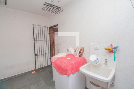 Casa à venda com 135m², 3 quartos e 2 vagas Casa à venda com 135m², 3 quartos e 2 vagasÁrea de serviço