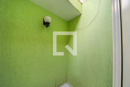 Casa à venda com 400m², 3 quartos e 8 vagas Casa à venda com 400m², 3 quartos e 8 vagasÁrea externa Quarto 2