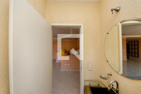 Casa à venda com 400m², 3 quartos e 8 vagas Casa à venda com 400m², 3 quartos e 8 vagasLavabo 2